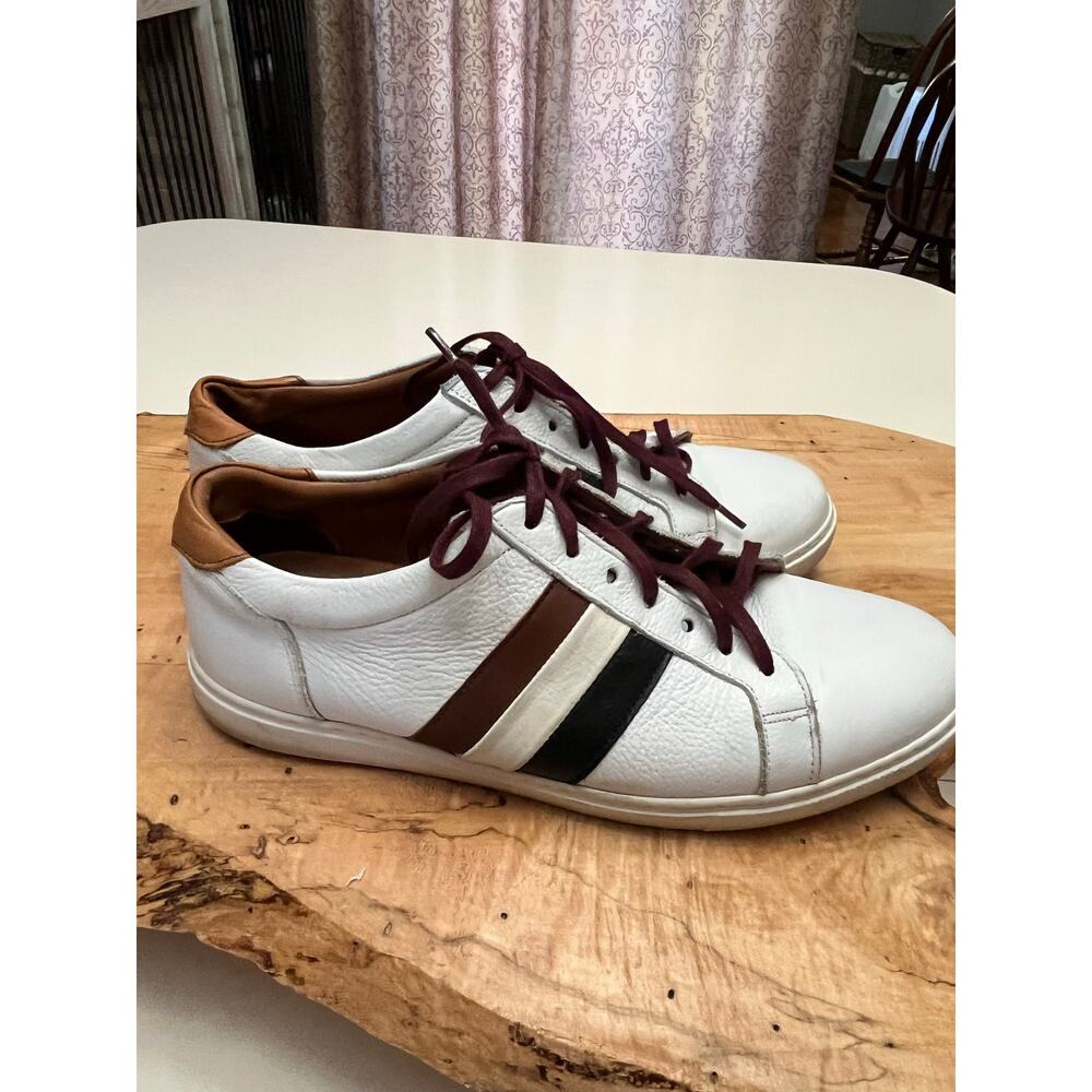 Allen Edmonds Court shoes size 10